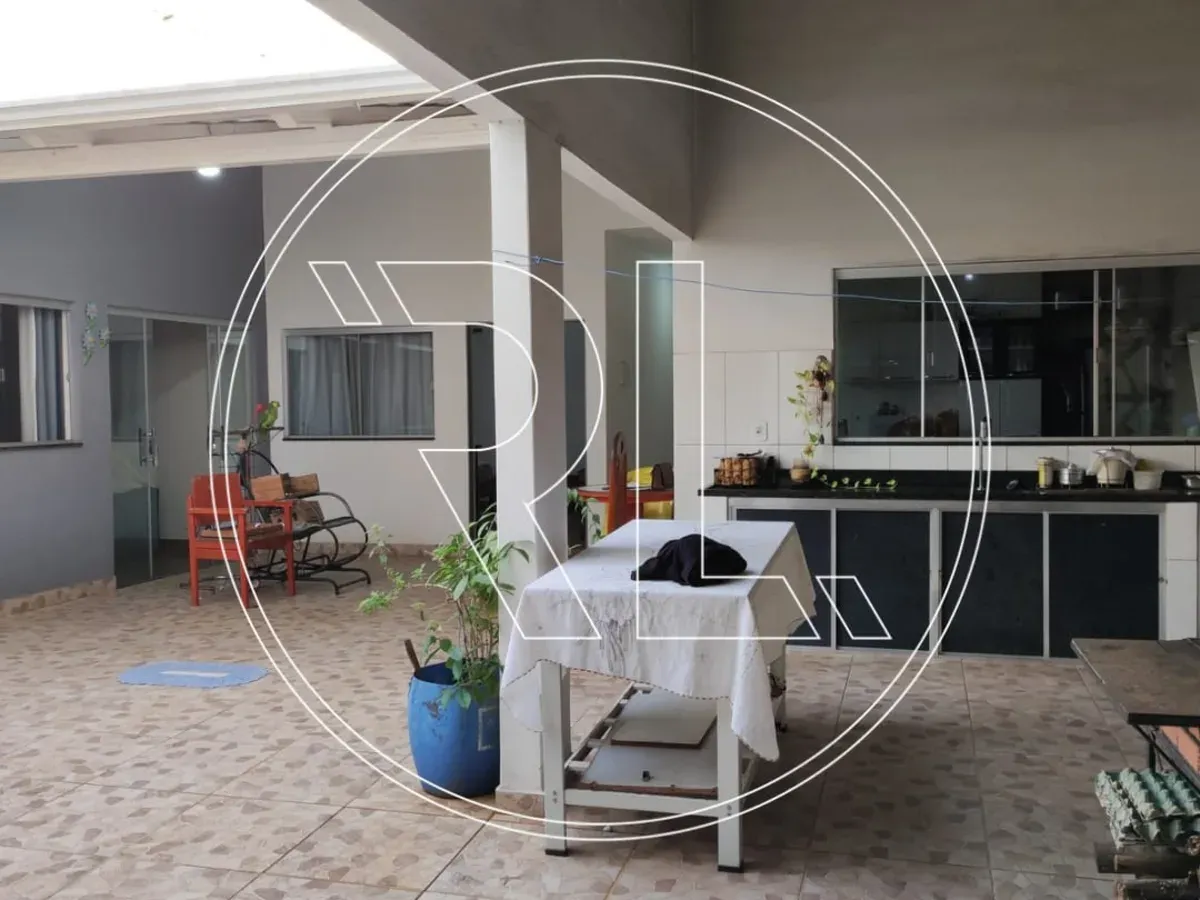 Casa + Galpão em Caldas Novas