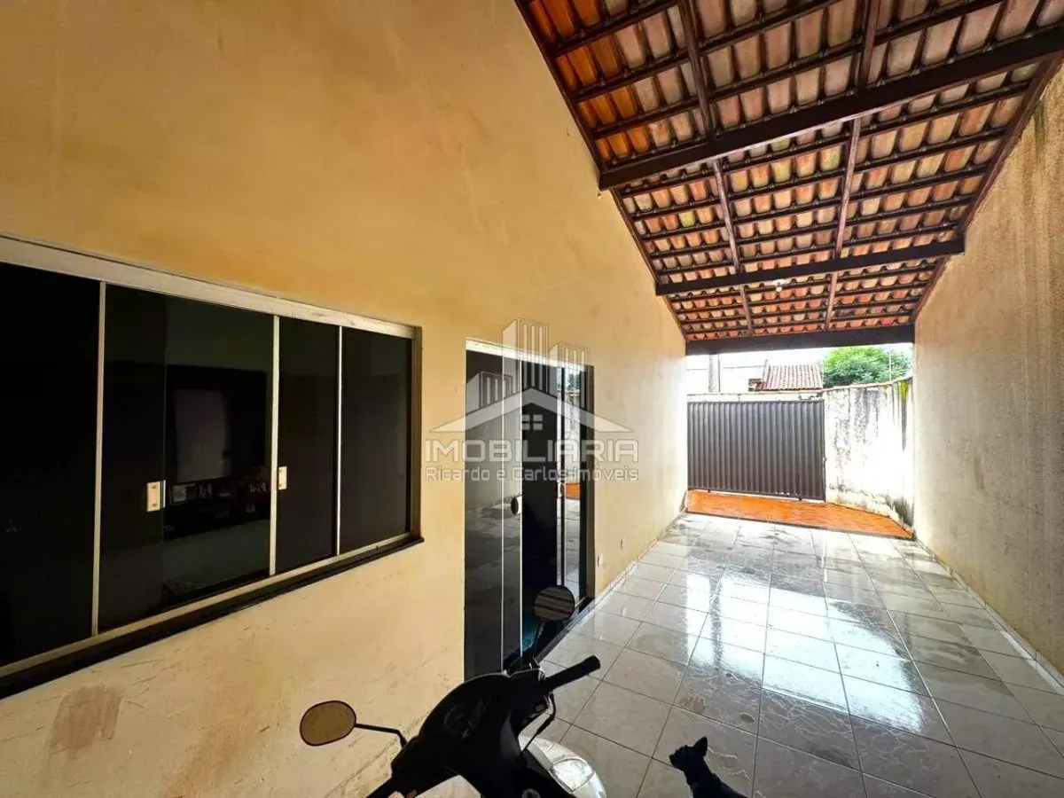 Casa com 3 dormitórios à venda por R$ 350.000,00 - Santa Helena - Go