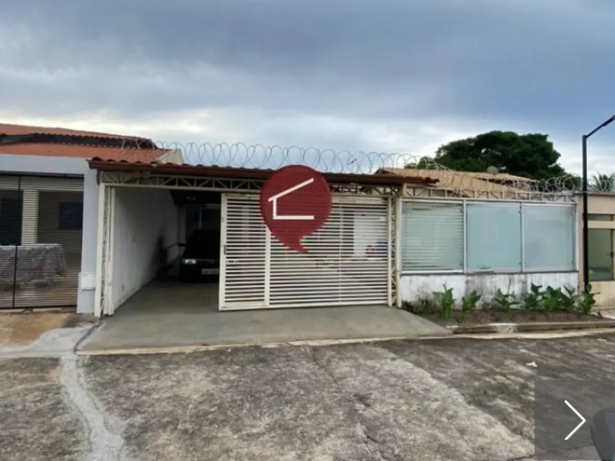 Casa em Condomínio para Venda, 2 dormitórios, sendo 1 suíte, 2 banheiros, 2 vagas, área total 300,47 m², área construída 230,00 m²
