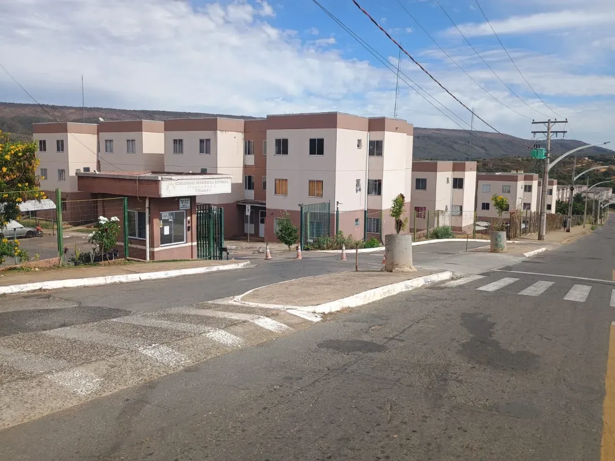 APARTAMENTO 2/4 EM CALDAS NOVAS – OPORTUNIDADE!